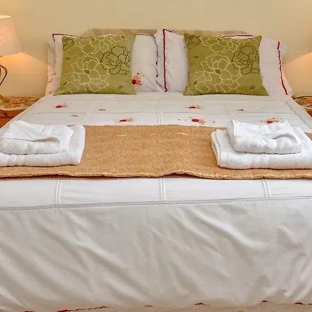 בית הארחה The Warren קרליסל