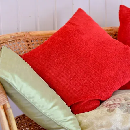 The Warren Guest house 3*